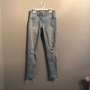 American Eagle distressed jeggings (regular)